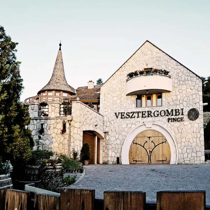 Vesztergombi Pince